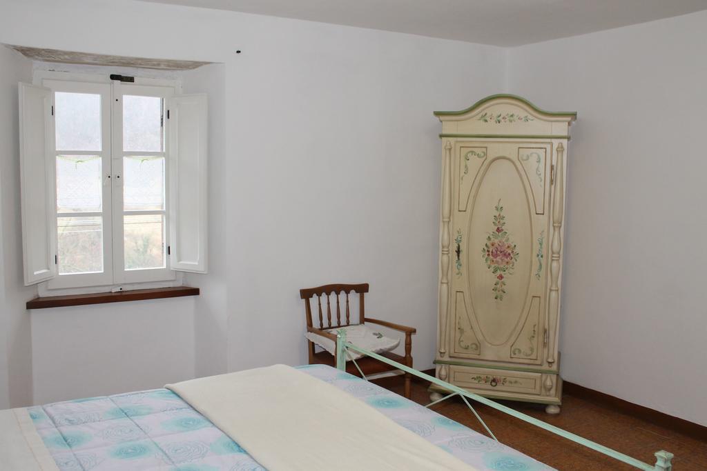 B&B Il Poggetto Serra SantʼAbbondio Cameră foto